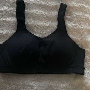 Nike Alpha Women’s sports bra. Washed but not worn, so like new condition.